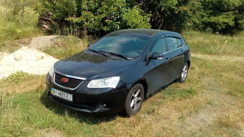 Geely Emgrand EC7 RV