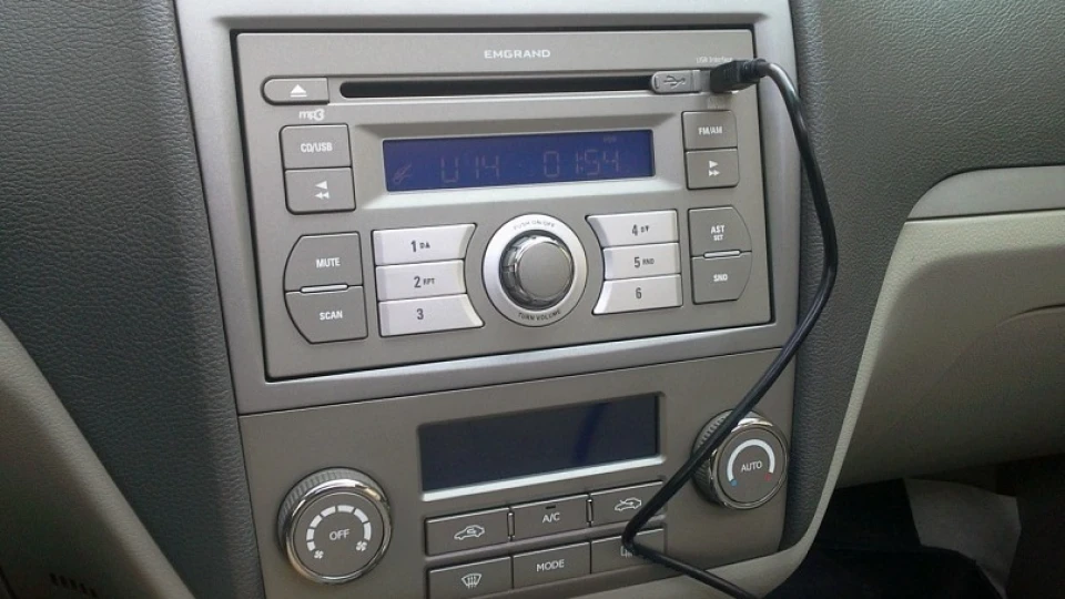 Geely Emgrand EC7 RV Кобра 4