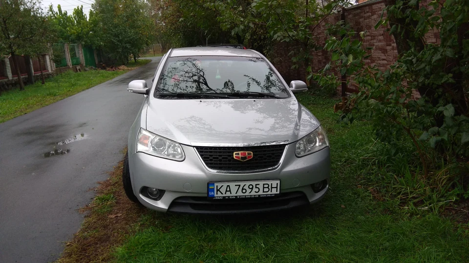 Geely Emgrand EC7 RV Комфорт+ 4