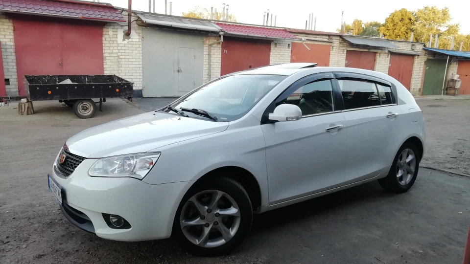 Geely Emgrand EC7 RV Lux 3