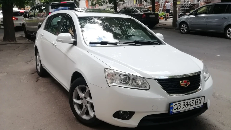 Geely Emgrand EC7 RV Lux 4