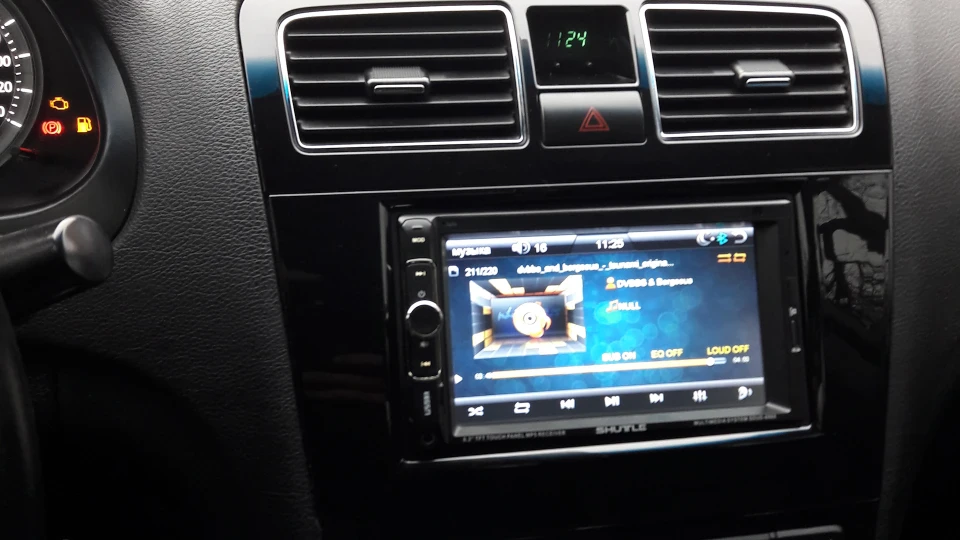 Geely Emgrand EC8 2.0 5