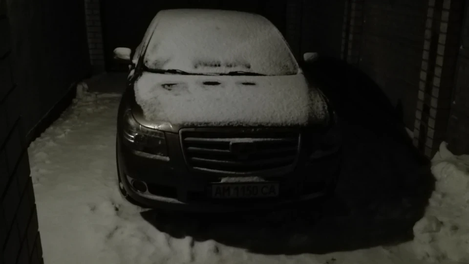Geely Emgrand EC8 Бронзова Джуля 4
