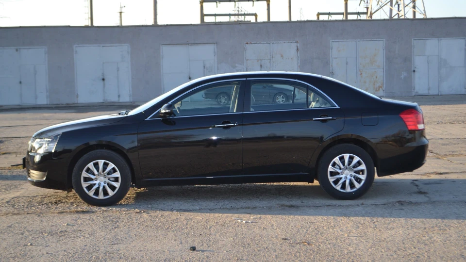 Geely Emgrand EC8 Емігрант 4