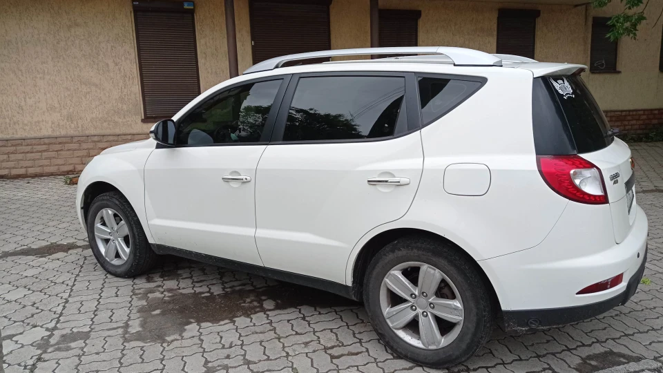 Geely Emgrand X7 2