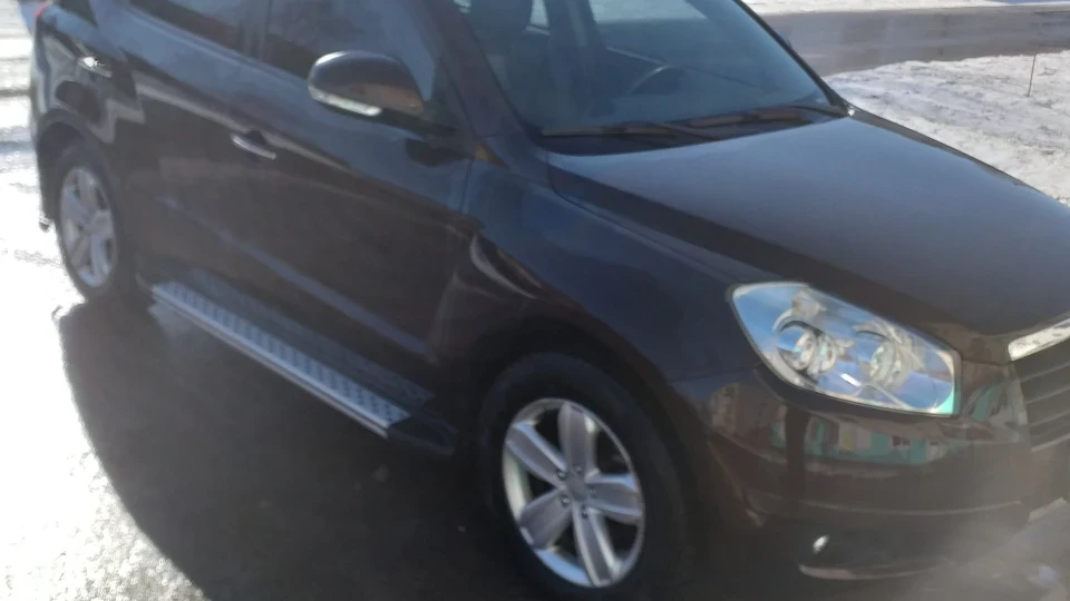 Geely Emgrand X7 2.0 luxury