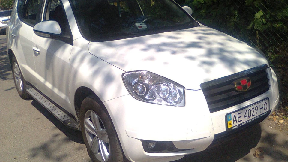 Geely Emgrand X7 2.4 автомат