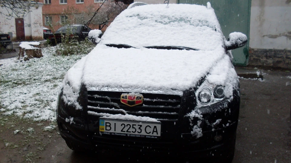 Geely Emgrand X7 Чорна Перлина 3