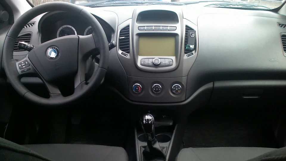Geely GC6 3