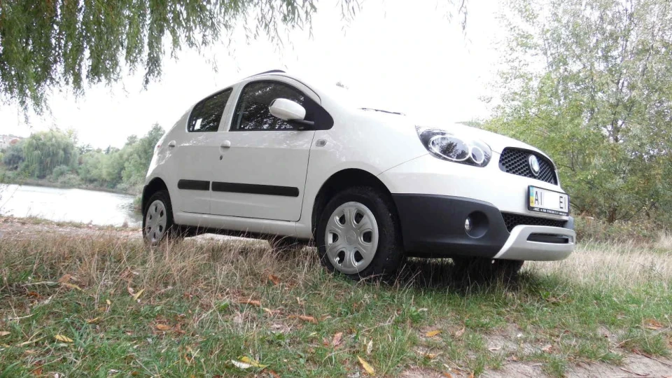 Geely LC 5