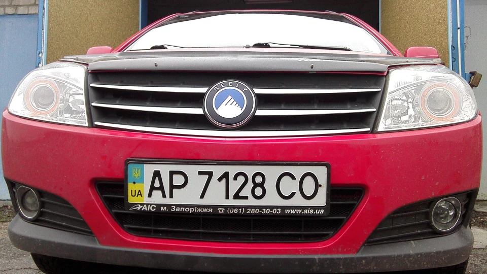 Geely MK Cross 4