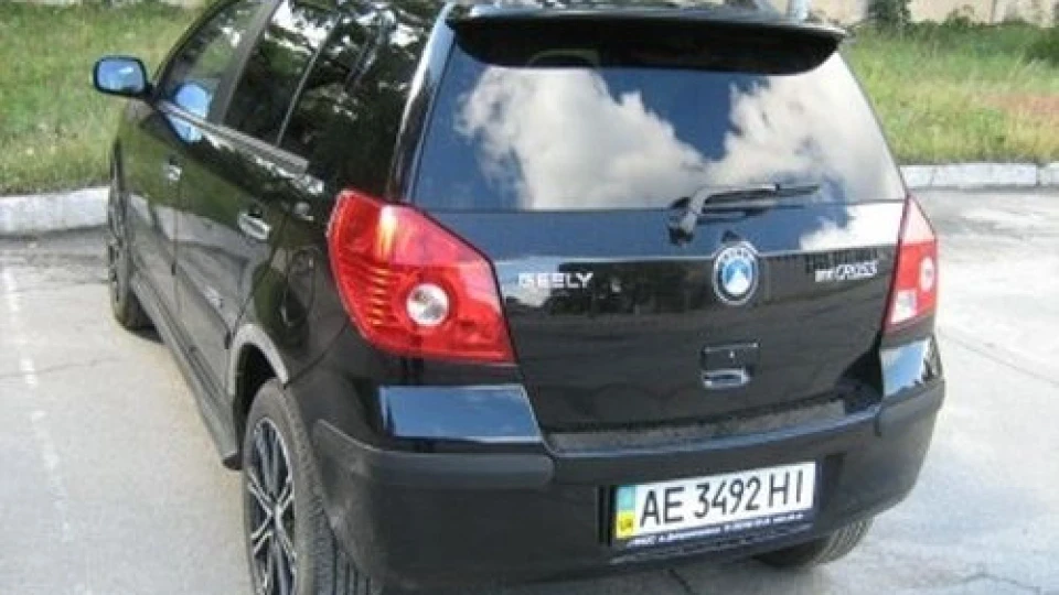 Geely MK Cross 2