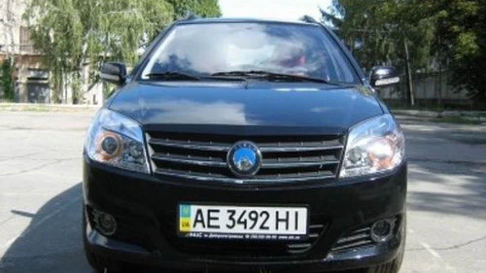 Geely MK Cross 5