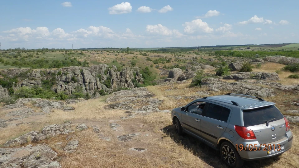 Geely MK Cross CepbiuMbiwb 3
