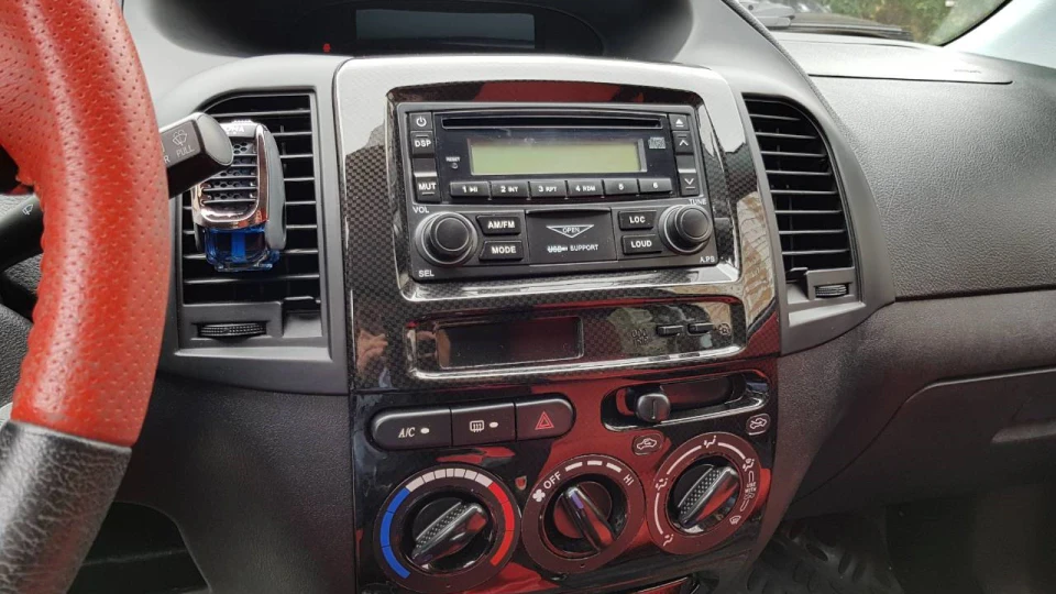 Geely MK Cross Чорний стік 2