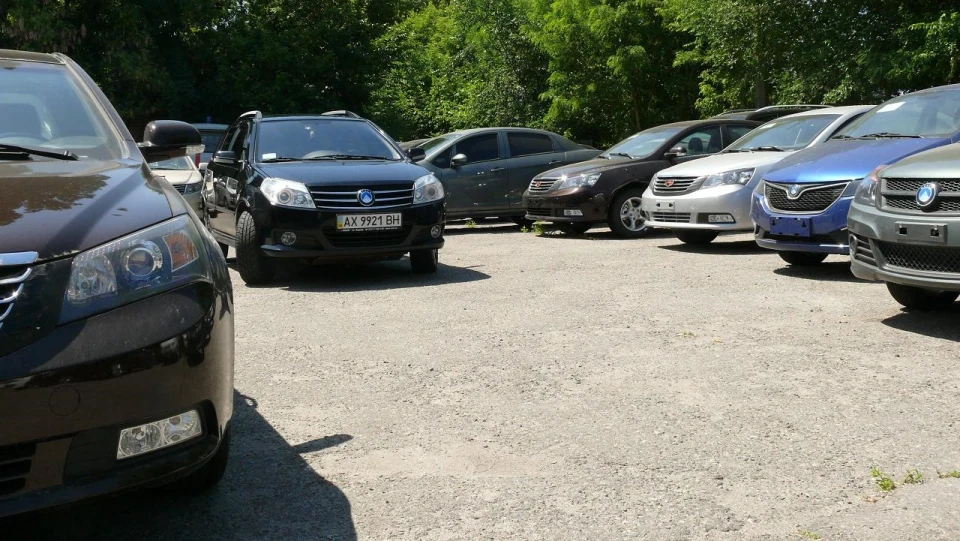 Geely MK Cross Impress 3