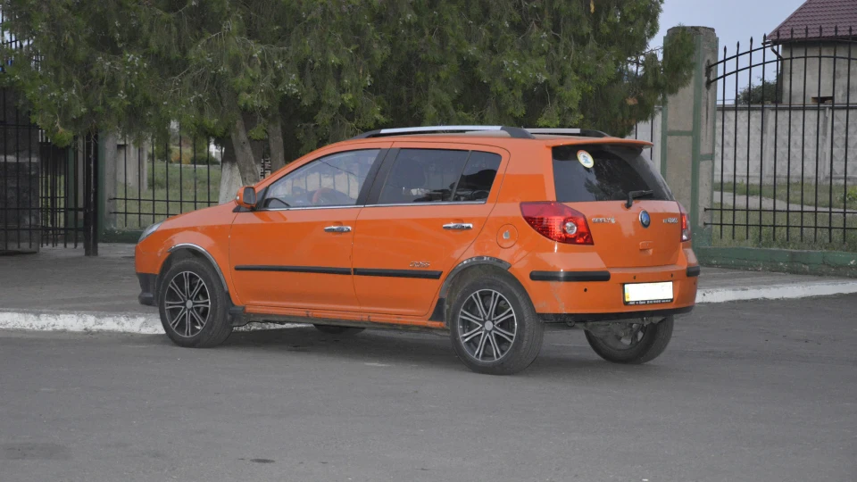 Geely MK Cross Юлька 2