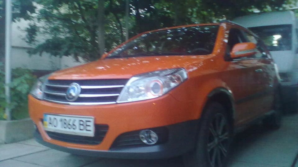 Geely MK Cross Mandarine ツ 5