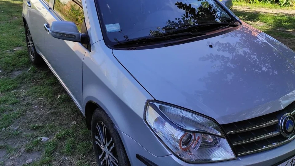Geely MK Cross MK-2 Satin Silver