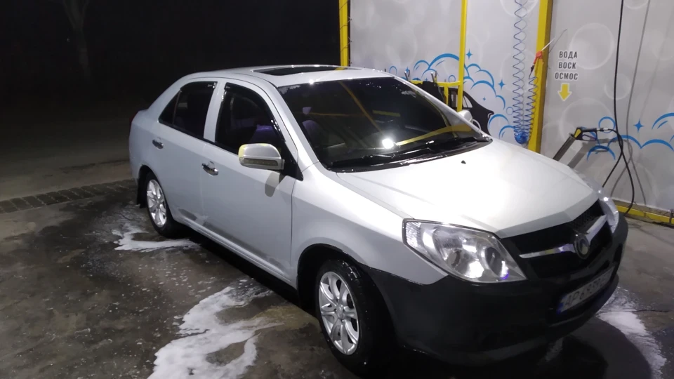 Geely MK