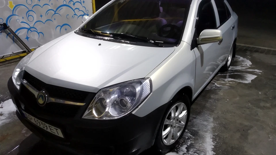 Geely MK 2