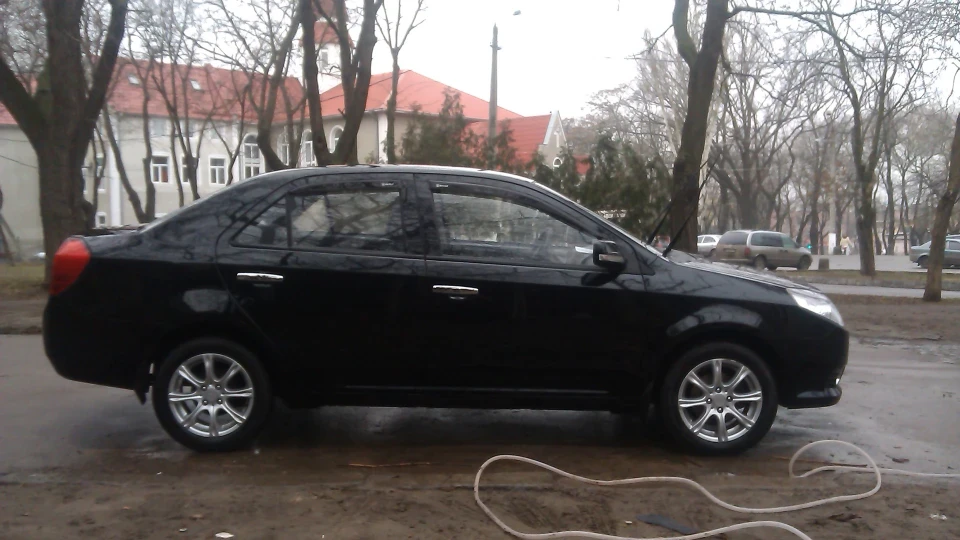 Geely MK