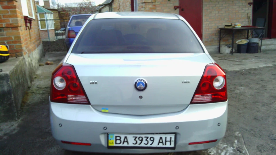 Geely MK 5