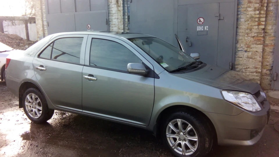 Geely MK 5