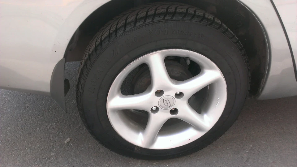 Geely MK 4