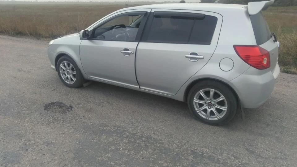Geely MK 1.5 об'єм 2