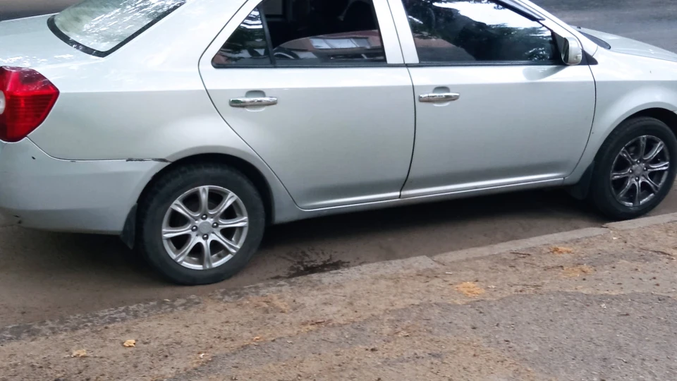 Geely MK 1,5