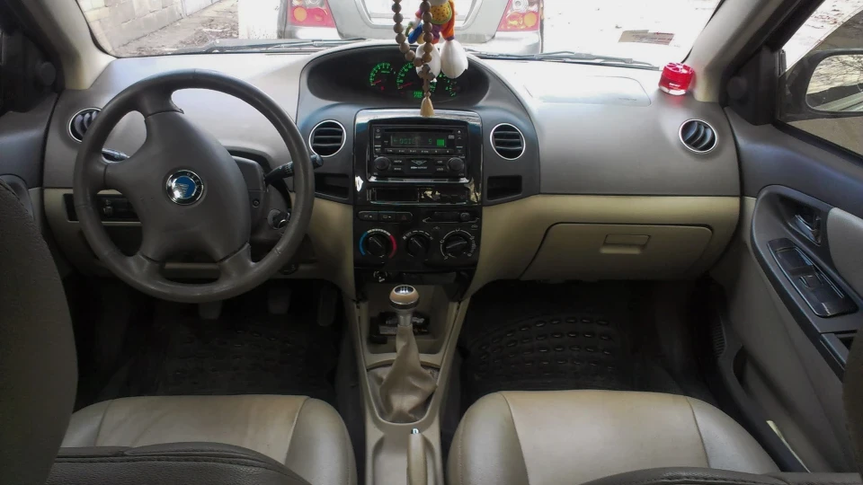 Geely MK 1.6 3