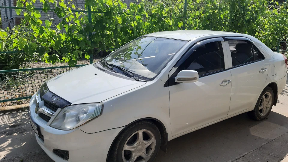 Geely MK 《Білка》 1.6 2