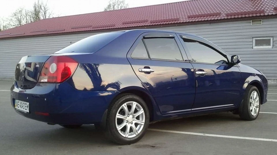 Geely MK Blue Wave 2