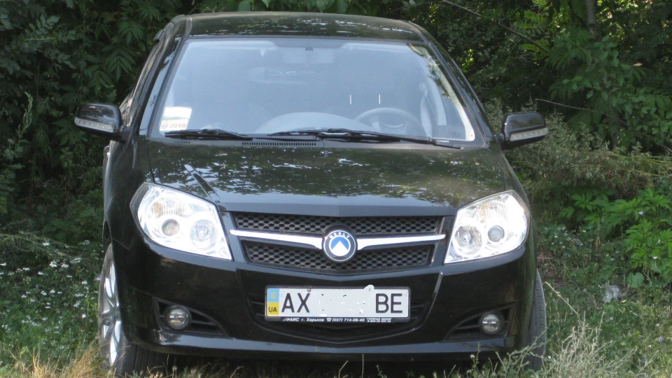 Geely MK Чорна перлина