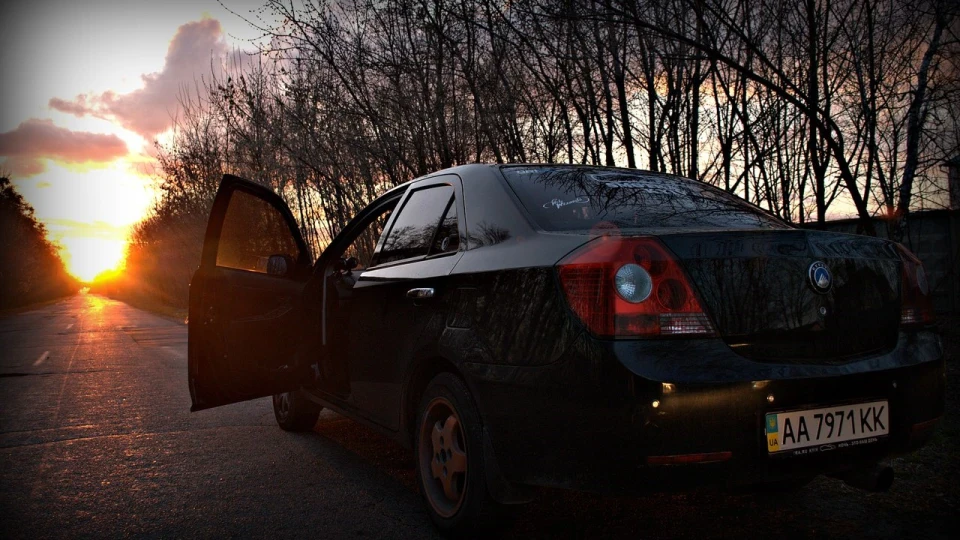 Geely MK Crazy Geelька) 2