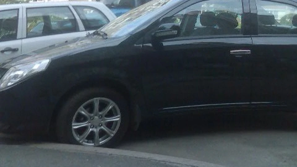 Geely MK impress