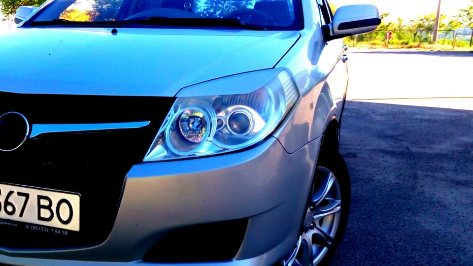 Geely MK Китайська Тойота