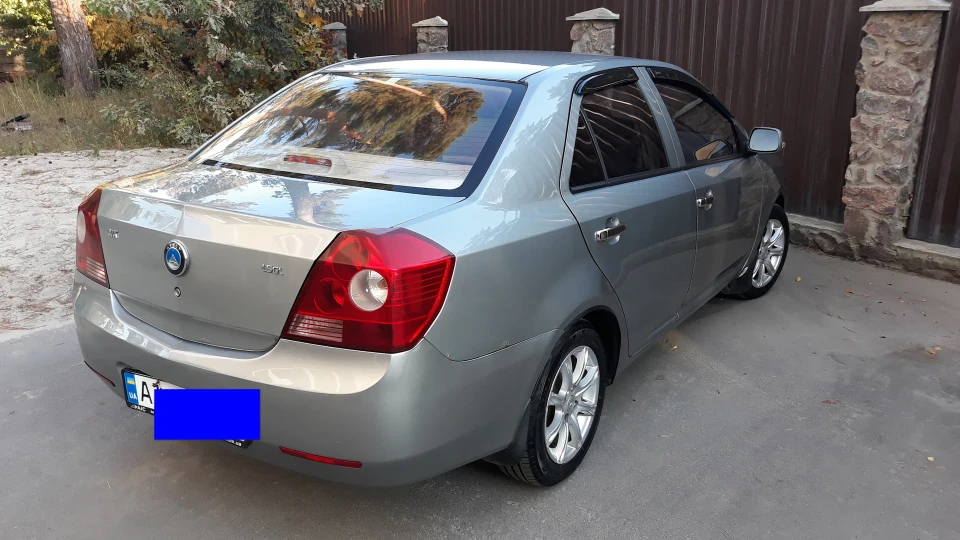 Geely MK Китайський Мерін