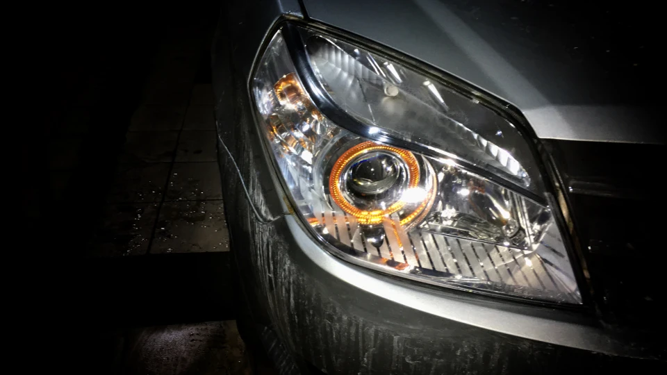 Geely MK Lamborgeely 4