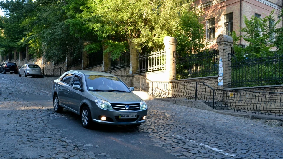 Geely MK Сірий металік, 1.5 4