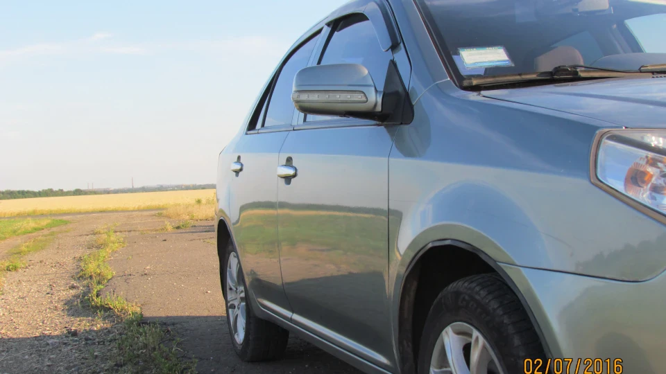 Geely MK сірий металік 2