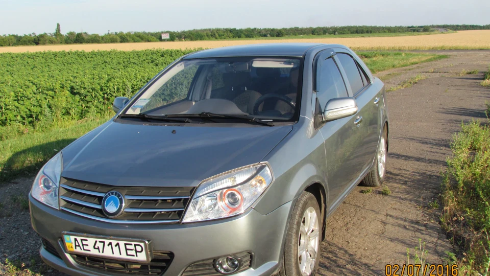 Geely MK сірий металік 3
