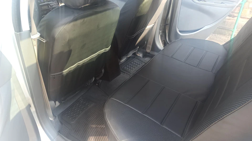 Geely MK Сірий 5
