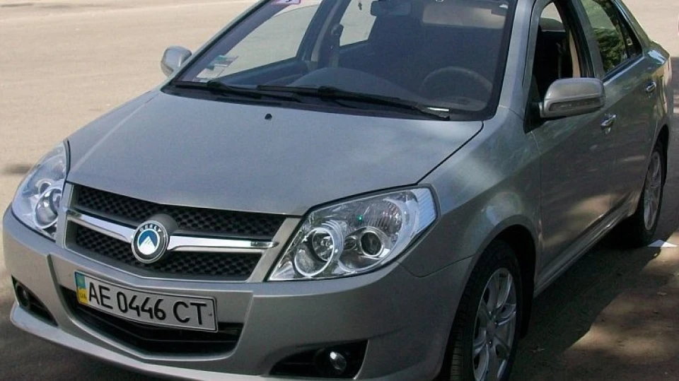 Geely MK Пішов з драйву 5