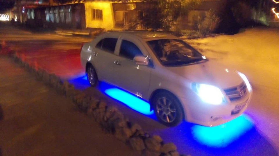 Geely MK WHITE ICE 3