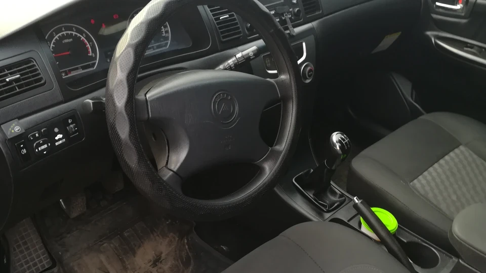 Geely SL 3
