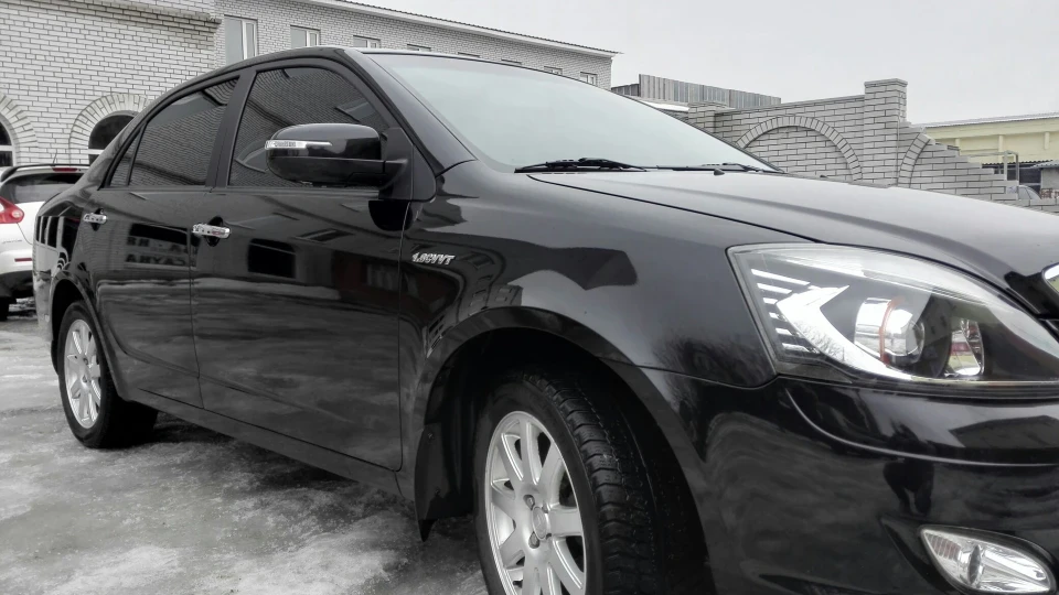 Geely SL 4