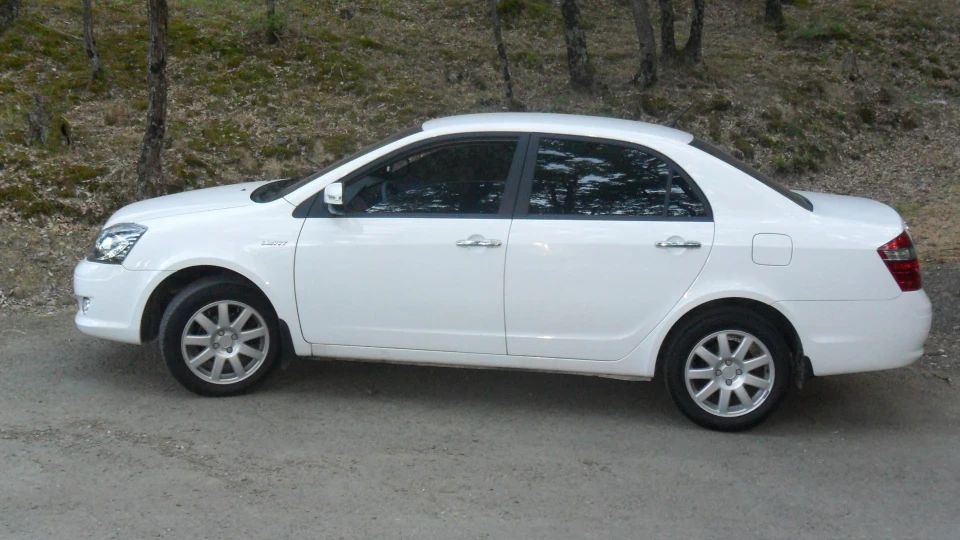 Geely SL Comfort 4