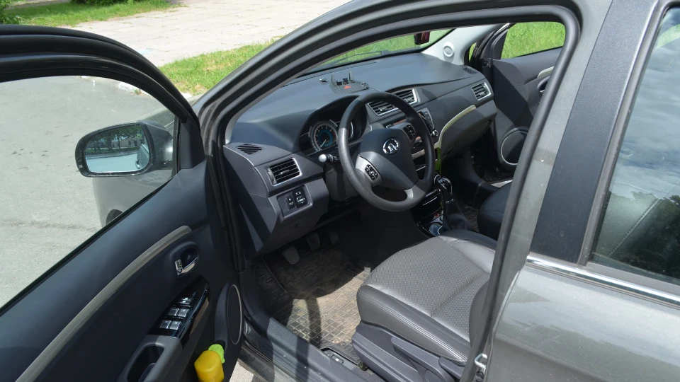 Great Wall Voleex C30 Сіра новинка 2